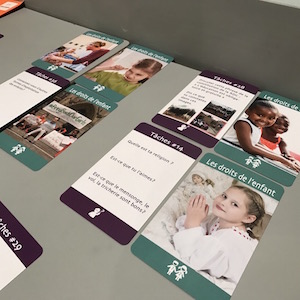 Les droits de l'enfant (Children's Rights CARDS)