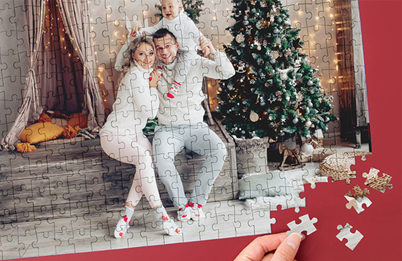 Create Lasting Memories with Festive Personalized Puzzles